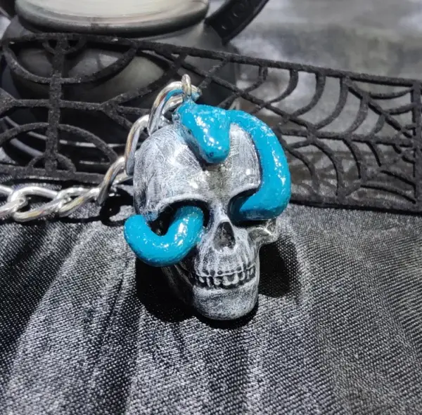 Skull keychain