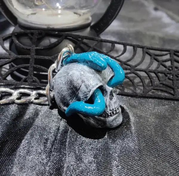 Skull keychain